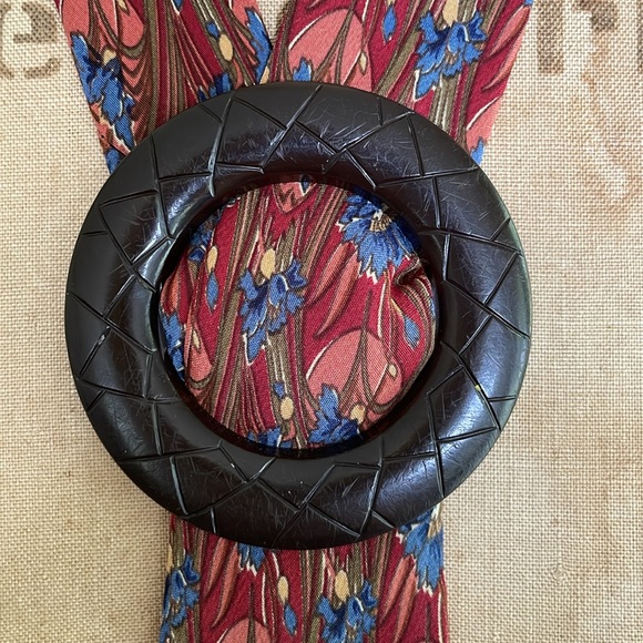 Red and Blue Patterned Tie - Picture 3 of 5